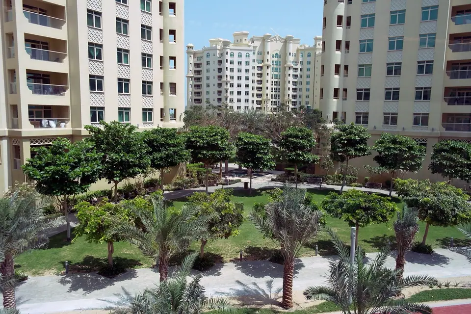 Shoreline residences and gardens on Palm Jumeirah